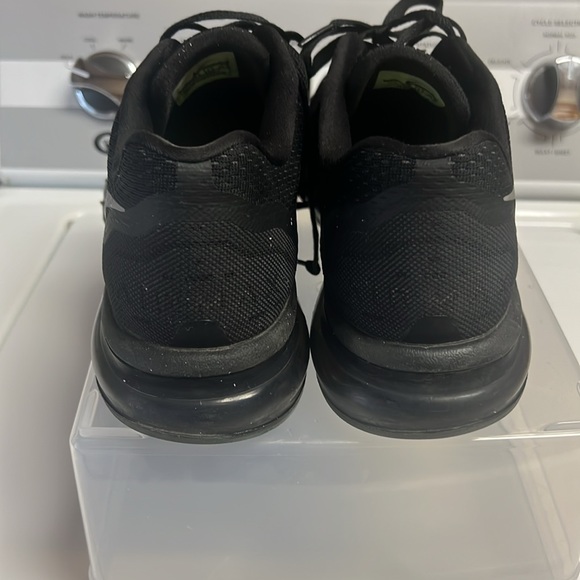Nike Running Shoes - Picture 5 of 5